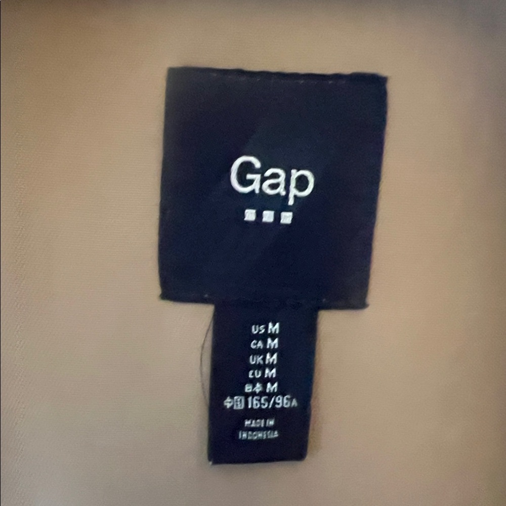 GAP Women's Utility Jacket in Tan - Picture 2 of 3